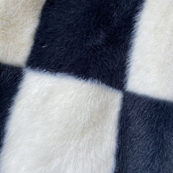 NOIZE Vegan Fur Jacket Women Sz XS Black & White Short Length Front Pockets - Picture 5 of 14